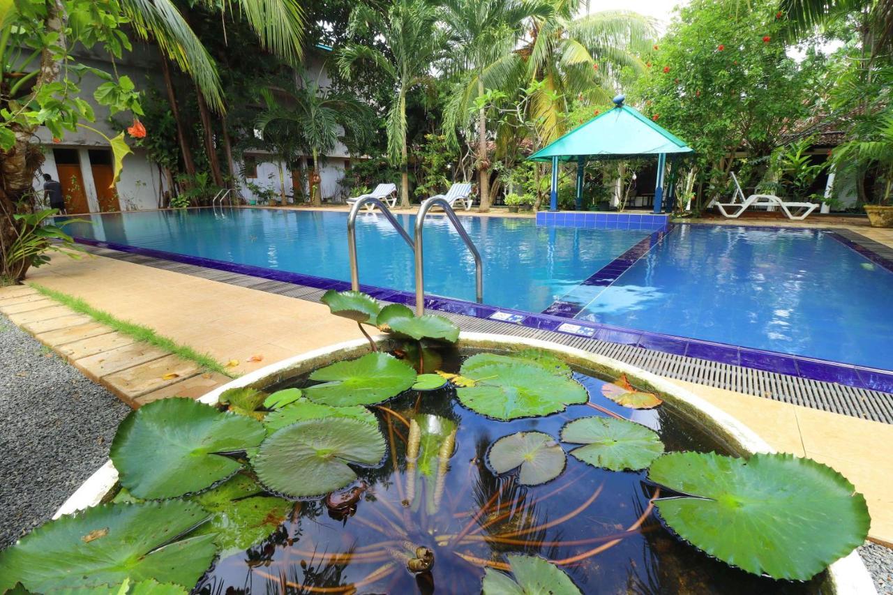 Hotel Susantha Garden 벤토타 외부 사진